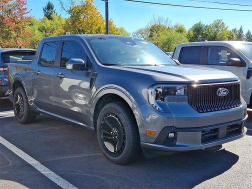 2025 Ford Maverick Lobo Standard
