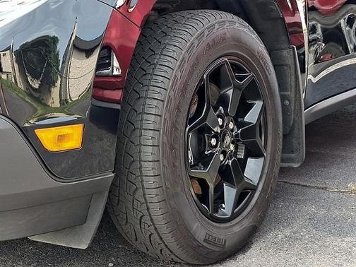 Shadow Black 2024 Ford Maverick Lariat