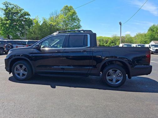 Crystal Black Pearl 2023 Honda Ridgeline RTL