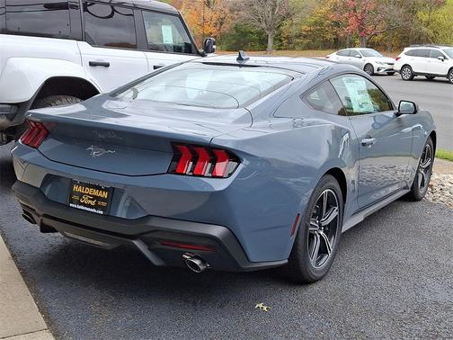 2025 Ford Mustang EcoBoost