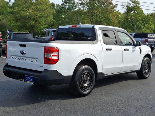 2022 Ford Maverick XL