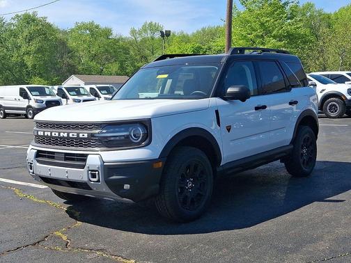 OXFORD WHITE 2026 Ford Bronco Sport Badlands