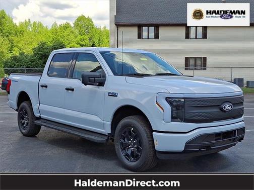 2025 Ford F-150 Lightning XLT