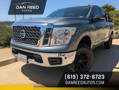 Dark Gray 2018 Nissan Titan SV