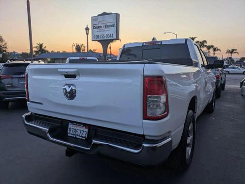 Bright White Clearcoat 2021 RAM 1500 Big Horn/Lone Star
