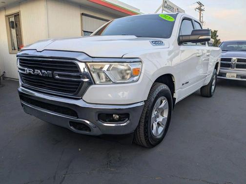 Bright White Clearcoat 2021 RAM 1500 Big Horn/Lone Star