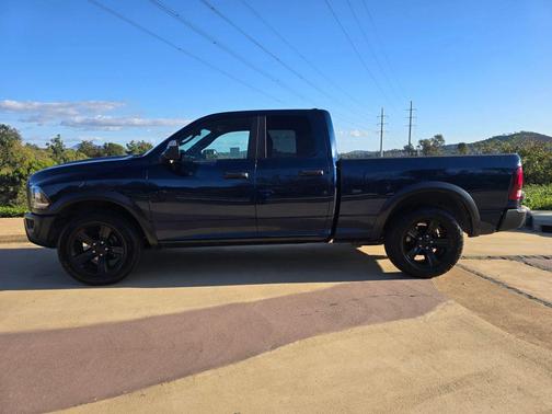 Patriot Blue Pearlcoat 2022 RAM 1500 Classic Warlock Quad Cab 4x2 6'4' Box