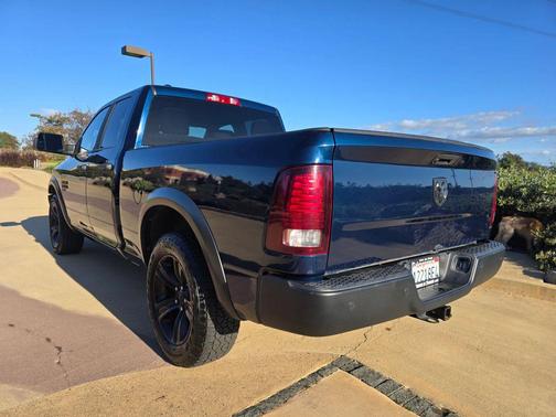 Patriot Blue Pearlcoat 2022 RAM 1500 Classic Warlock Quad Cab 4x2 6'4' Box