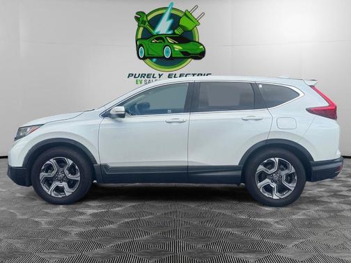 White Diamond Pearl 2017 Honda CR-V EX