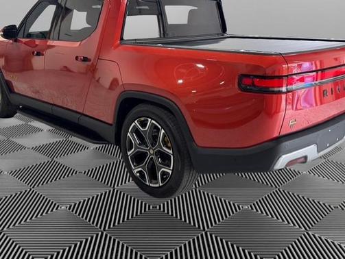 2022 Rivian R1T Adventure