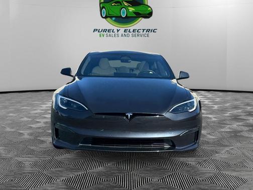 2023 Tesla Model S Plaid