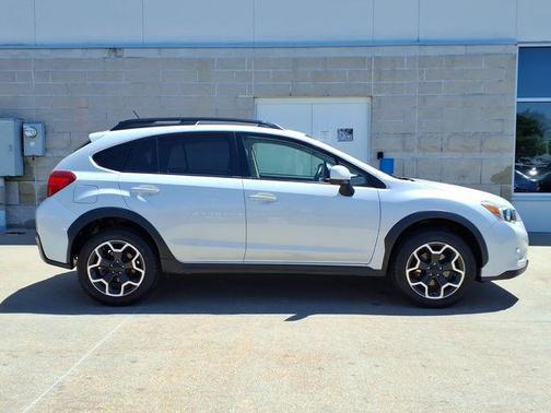 Satin White Pearl 2014 Subaru XV Crosstrek 2.0i Premium