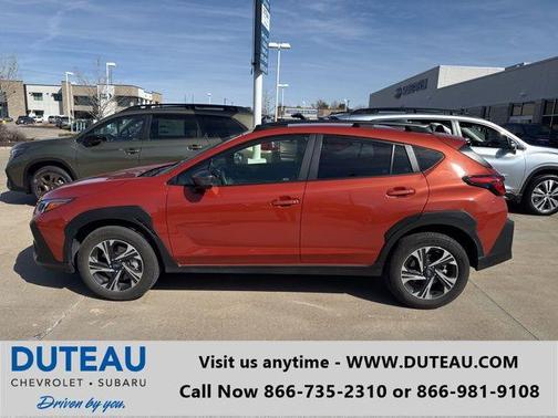 Sun Blaze Pearl 2024 Subaru Crosstrek Premium