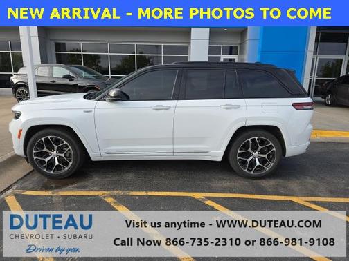 2023 Jeep Grand Cherokee Summit