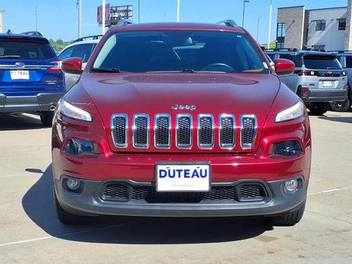 Deep Cherry Red Crystal Pearlcoat 2015 Jeep Cherokee Latitude