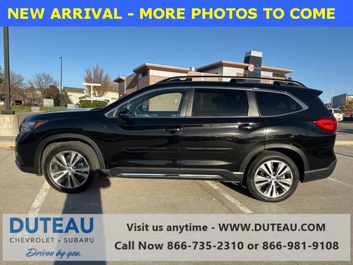 2022 Subaru Ascent Limited 8-Passenger