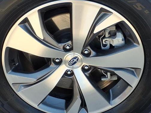 2022 Subaru Ascent Premium 8-Passenger