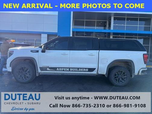 2024 GMC Sierra 1500 AT4