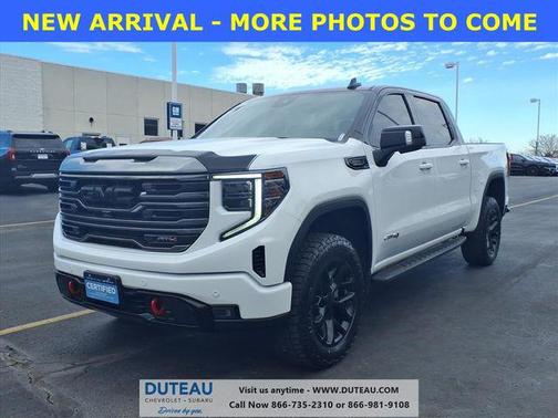 2024 GMC Sierra 1500 AT4