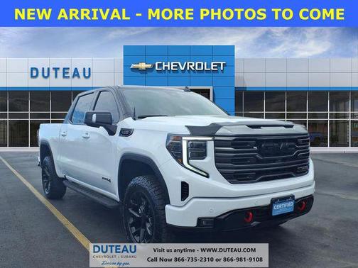 2024 GMC Sierra 1500 AT4