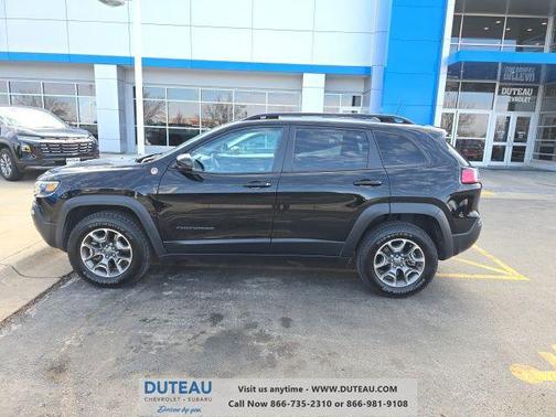 2022 Jeep Cherokee Trailhawk