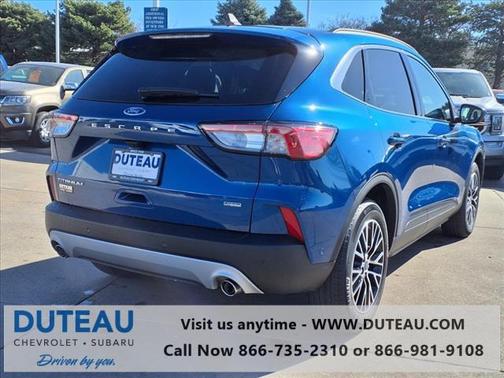 2022 Ford Escape Titanium