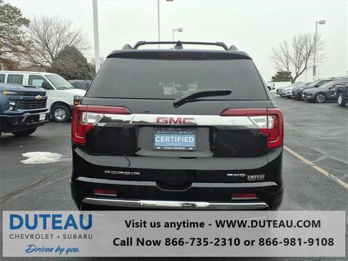 2023 GMC Acadia Denali