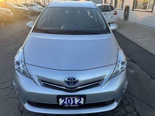 2012 Toyota Prius v Five