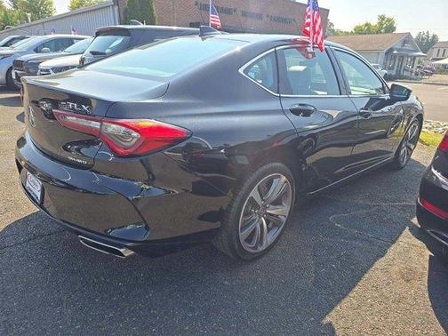 2022 Acura TLX Advance