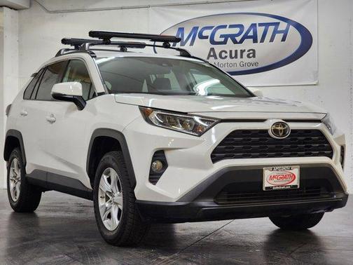 Super White 2019 Toyota RAV4 XLE