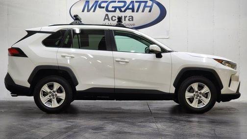 Super White 2019 Toyota RAV4 XLE