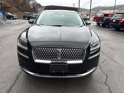 2022 Lincoln Nautilus Standard