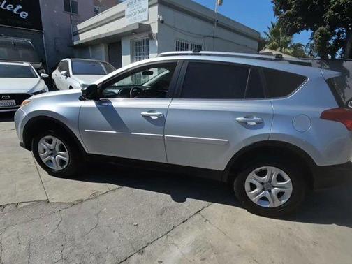 2014 Toyota RAV4 LE
