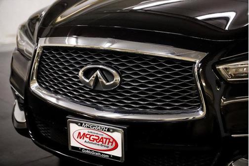 Photo 4 of 37 of 2019 INFINITI QX60 Pure