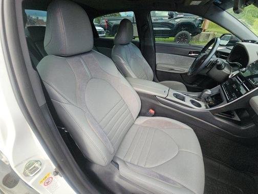 Wind Chill Pearl 2019 Toyota Avalon XSE