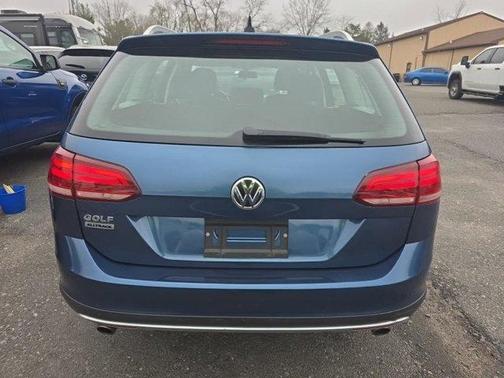 Silk Blue Metallic 2019 Volkswagen Golf Alltrack TSI SE