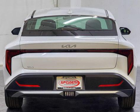 2025 Kia K4 LX