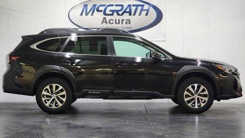 Crystal Black Silica 2023 Subaru Outback Premium