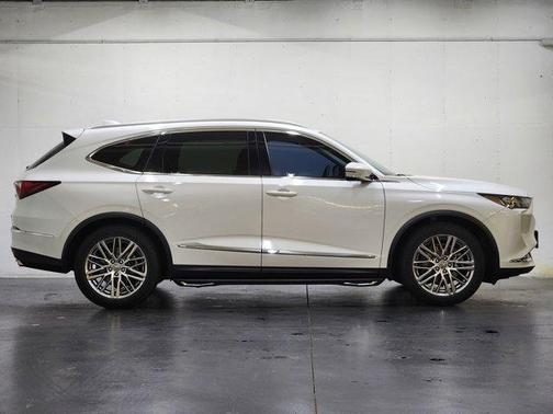 2022 Acura MDX Advance