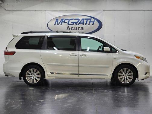 2017 Toyota Sienna XLE Premium