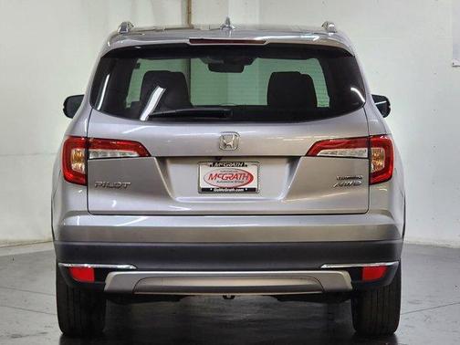 2021 Honda Pilot Touring 8-Passenger