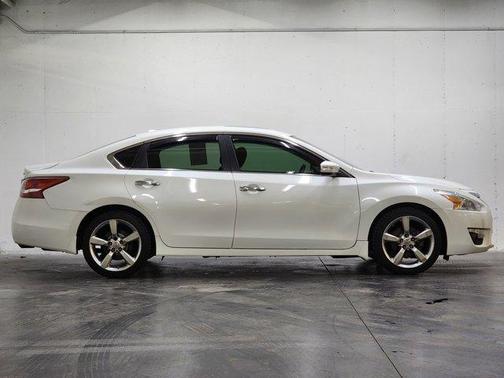 2013 Nissan Altima 2.5 SV