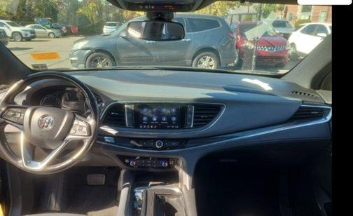 2022 Buick Enclave Essence