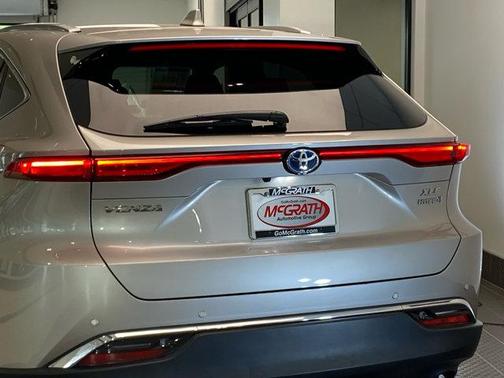 2022 Toyota Venza XLE