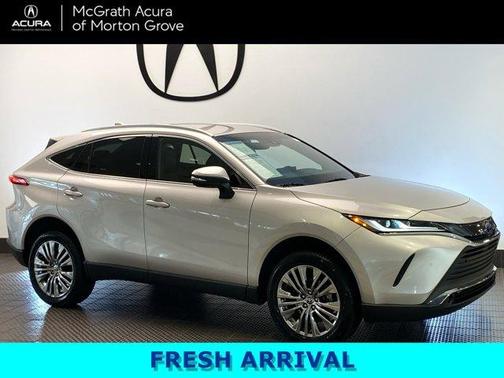 2022 Toyota Venza XLE