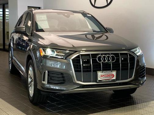 2022 Audi Q7 45 Premium Plus