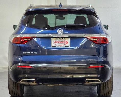2022 Buick Enclave Essence