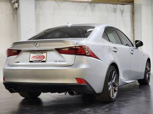 2016 Lexus IS 200t Base