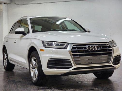 2018 Audi Q5 2.0T Premium Plus