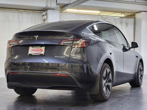 2024 Tesla Model Y Long Range